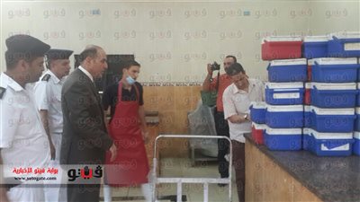 مدير شرطة النقل يطمئن على وجبات إفطار المجندين والضباط في أول أيام رمضان