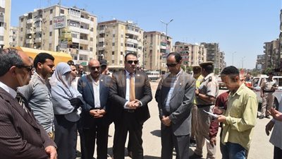 بالصور.. محافظ الفيوم يطالب رئيس المدينة برفع الإشغالات