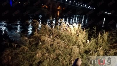 بالصور.. تفاصيل انفصال 3 أجزاء عن جزيرة العديسات بالأقصر.. وقف حركة الملاحة النهرية.. المحافظ يوجه بسرعة عمليات التفتيت.. الدفع بكراكات عملاقة.. وتكليفات لمسئولي الري بسرعة الإنجاز