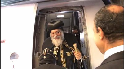 بالصور.. «تواضروس» يصل برلين لبدء جولته الرعوية