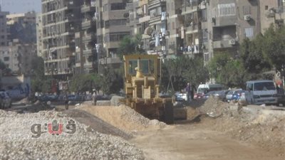 بالصور..رفع مخلفات القمامة و«الهدم» من «المقريزي» بمصرالجديدة