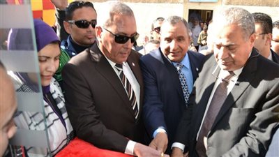 ​وزير التموين ومحافظ السويس يفتتحان جهاز حماية المستهلك