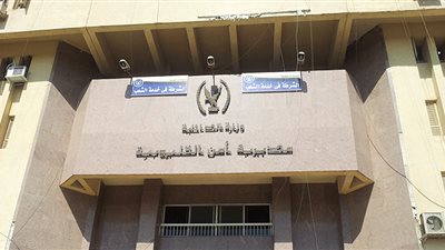 تجديد حبس أميني شرطة بتهمة محاولة تهريب متهم بالخصوص