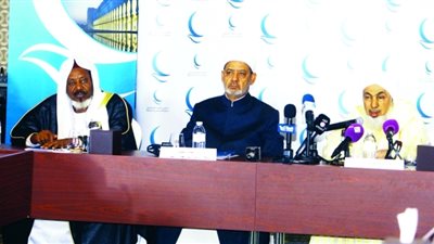 عبدالله بن بيه: الحوار واجب وطنى وضرورة إنسانية