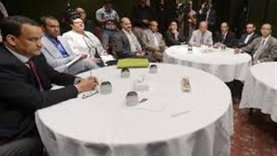 تراشق بالأحذية بين أطراف الحوار اليمني في مؤتمر صحفي بجنيف