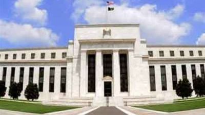 عقب بريطانيا.. المركزي الأمريكي: مستعدون لتلبية السيولة الدولارية