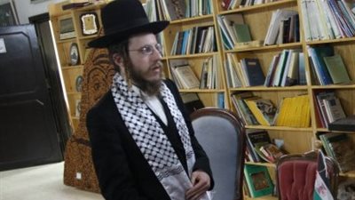 حاخام يهودي يصل مطار القاهرة للمشاركة في مؤتمر نصرة القدس