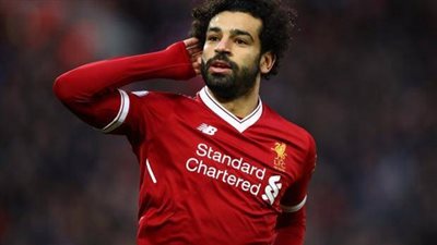 أم البطل.. حكايات محمد صلاح مع «ست الحبايب».. «الدعوات» سر تألق نجم ليفربول.. شجعته على السفر لسويسرا.. طمأنته قبل مباراة الكونغو.. وأهالي نجريج يطلبون بركتها لتحقيق النجاح