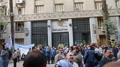 وقفة احتجاجية للمرشحين للتعيين بالضرائب العامة.. الأحد