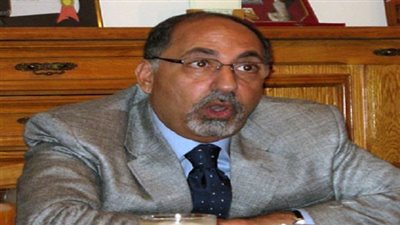 مصطفى السيد: خروج بريطانيا من الاتحاد الأوروبي يهدد بقاءها