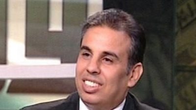 محلل مالي: انخفاض قيمة الجنيه يرفع مؤشرات البورصة