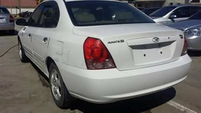 بالصور.. استقرار أسعار هيونداى إلنترا وأكسنت بسوق السيارات المستعملة