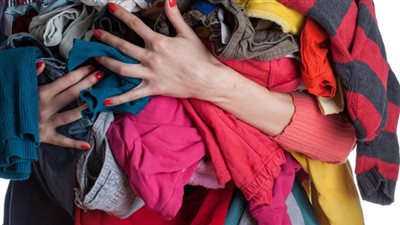 «ملابس تسبب أمراض».. «البنطلون الضيق» يصيبك بالتهاب العمود الفقري.. «الكعب العالي» يؤدي إلى سرطان العظام.. «الصوف» أهم أسباب الصرع.. الجينز وراء «العقم