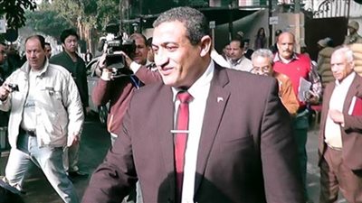 حملة لرفع تراكمات القمامة بمحيط الشوارع الأثرية في وسط القاهرة