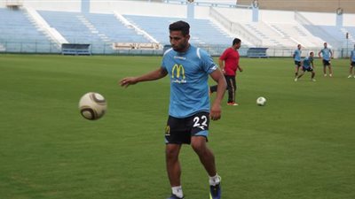 عبد الرحمن محيي يرحب بتجديد عقده مع غزل المحلة