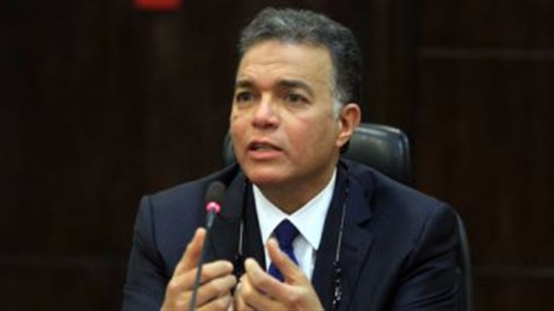 الدكتور هشام عرفات،