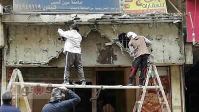 «لقمة العيش أهم».. المصريون يواجهون الطقس البارد بالعمل