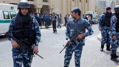 ضبط مصريين في الكويت بتهمة الرشوة لتسهيل الحصول على رخص قيادة
