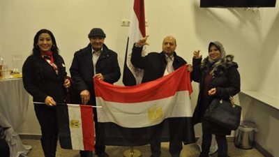 الهجرة تستجيب لـ310 استفسارات من المصريين بالخارج في انتخابات الرئاسة