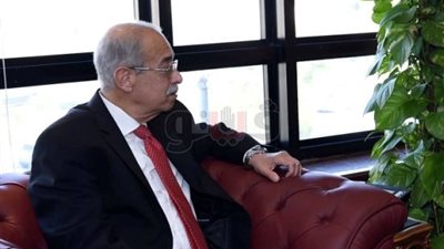 الحكومة توافق على عدد من القرارات الخاصة برئيس الجمهورية