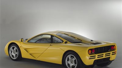 بالصور.. مكلارين تبيع السيارة F1 في بريطانيا