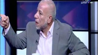 بالفيديو.. مشادة بين رئيسي شعبتي الدخان والأرز بسبب «الأسعار»