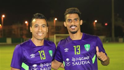 وداع مثالي من جمهور أهلي جدة لعبد الشافي: «هرم مصر» (صور)