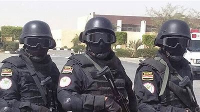 الداخلية تبدأ في تشغيل منظومة كاميرات المراقبة المحمولة على الأكتاف.. مصدر أمني: تطبق على كافة المحافظات لرصد أي مخالفة في لحظتها والقضاء على التجاوزات.. وبث مباشر بالصوت والصورة