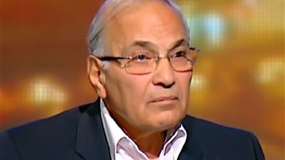 مرتضى منصور يكشف حقيقة انسحاب شفيق من الحياة السياسية