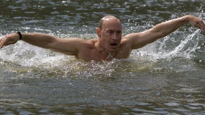 إغلاق صناديق الاقتراع في روسيا والعالم يترقب إعلان فوز بوتين