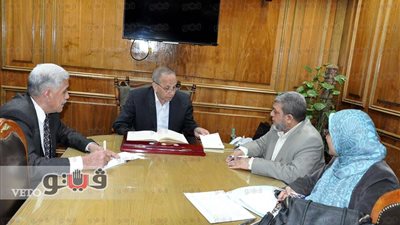 محافظ القليوبية يبحث بناء مساكن اجتماعية واقتصادية للشباب