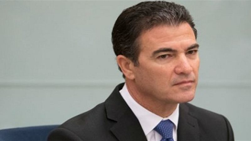  رئيس جهاز الاستخبارات