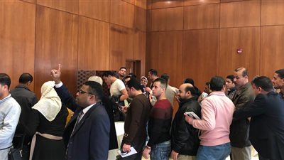 بدء فرز أصوات المصريين في الخارج.. إرسال الحصر العددي إلى هيئة الانتخابات.. وإعلان النتائج بعد تسلم البيان النهائي من الخارجية.. والمؤشرات الأولية: دول الخليج الأكثر تصويتا