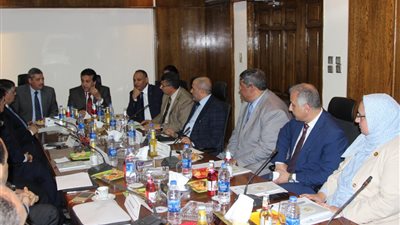 بالصور.. وزير التعليم: البحث العلمي يتمتع بأولوية القيادة السياسية