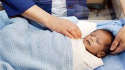 العثور على طفل 