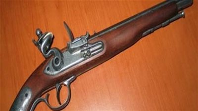 ضبط فرد خرطوش بحوزة سائق توك توك بالقليوبية