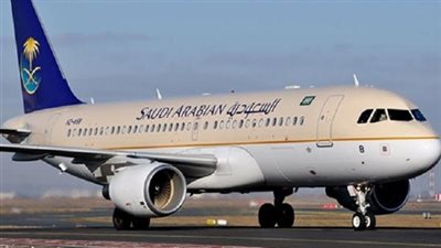 تأخر إقلاع طائرة الخطوط السعودية من مطار القاهرة ساعتين بسبب عطل فني