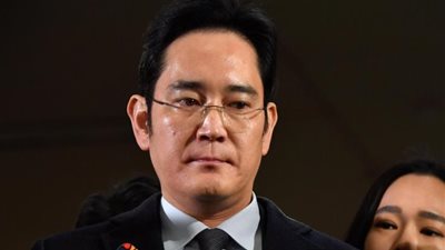 سامسونج تدخل حالة تأهب بعد اعتقال «لي»