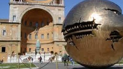 الفائز بالجائزة العالمية للشعر: أدباء فلسطين يكتبون بالدم الساخن