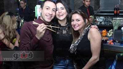 بالصور.. أميرة يسري تخطف أنظار نجوم المجتمع في احتفال عيد الحب