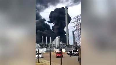 بالفيديو والصور.. 40 مصابا في انفجار مصنع «بتروكيمياويات» بالمكسيك