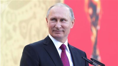 17 صورة ترصد أخبار مصر والعالم: بوتين رئيسا لروسيا لولاية جديدة