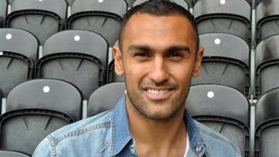 إغراءات «القطبين» للاعبين المحترفين.. «الأهلي» يفتح قنوات اتصال مع «أحمد المحمدى وكريم حافظ».. «الزمالك» يترقب موقف «محمد عبد الشافي».. و«عمرو ور