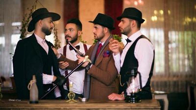 صور خريجي كليات عراقية تثير ضجة عبر «فيس بوك»