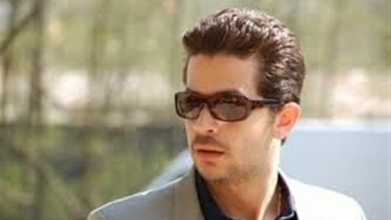  الفنان شريف سلامة
