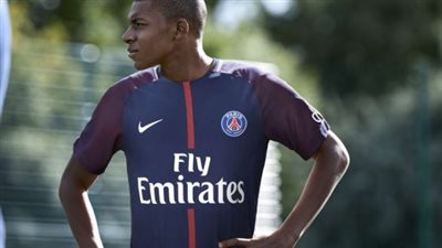 بالفيديو.. «مبابي» يتقدم بالهدف الأول لـ«سان جيرمان» في أندرلخت