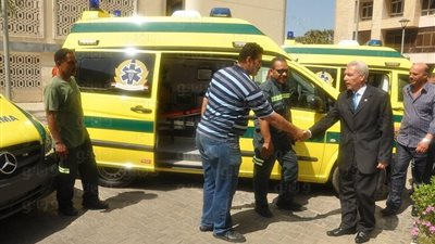 بالصور.. استلام 6 سيارات «مرسيدس» حديثة بـ«إسعاف بورسعيد»