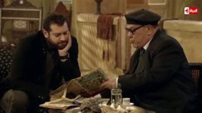 بالفيديو.. عمرو يوسف: «استلفت 100 جنيه عشان اشتري نظارة شمس بـ1100»