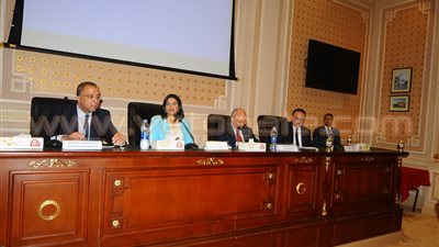 بدء اجتماع لجنة الاتصالات بالبرلمان بحضور 4 وزراء