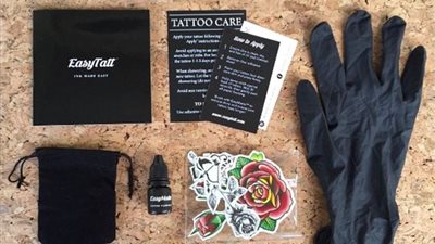 بالصور.. شاب يبتكر حلا للنادمين على الوشم الدائم